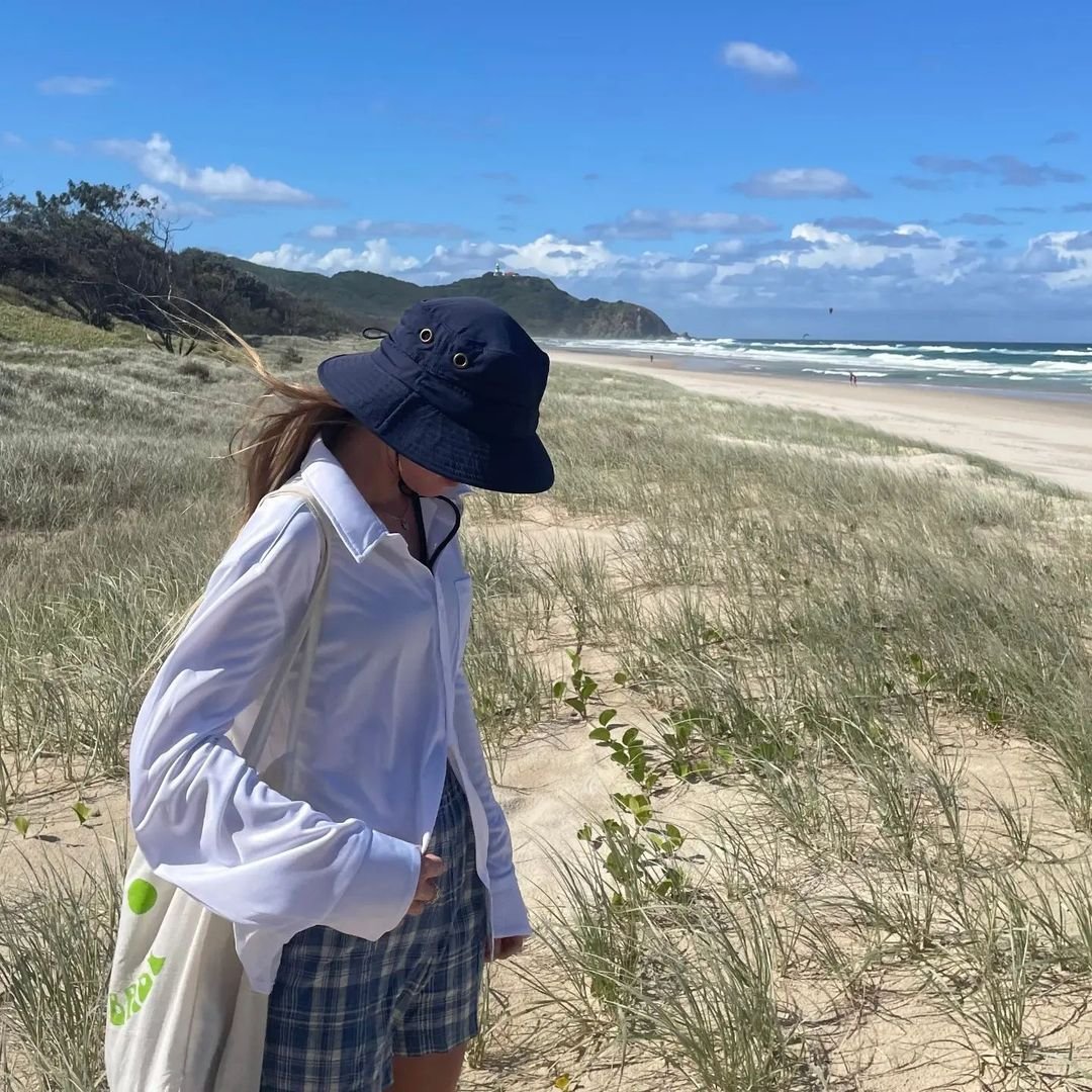 Women's UPF 50+ Full Zip Jackets and Polo Tops - SunSafe Australia
