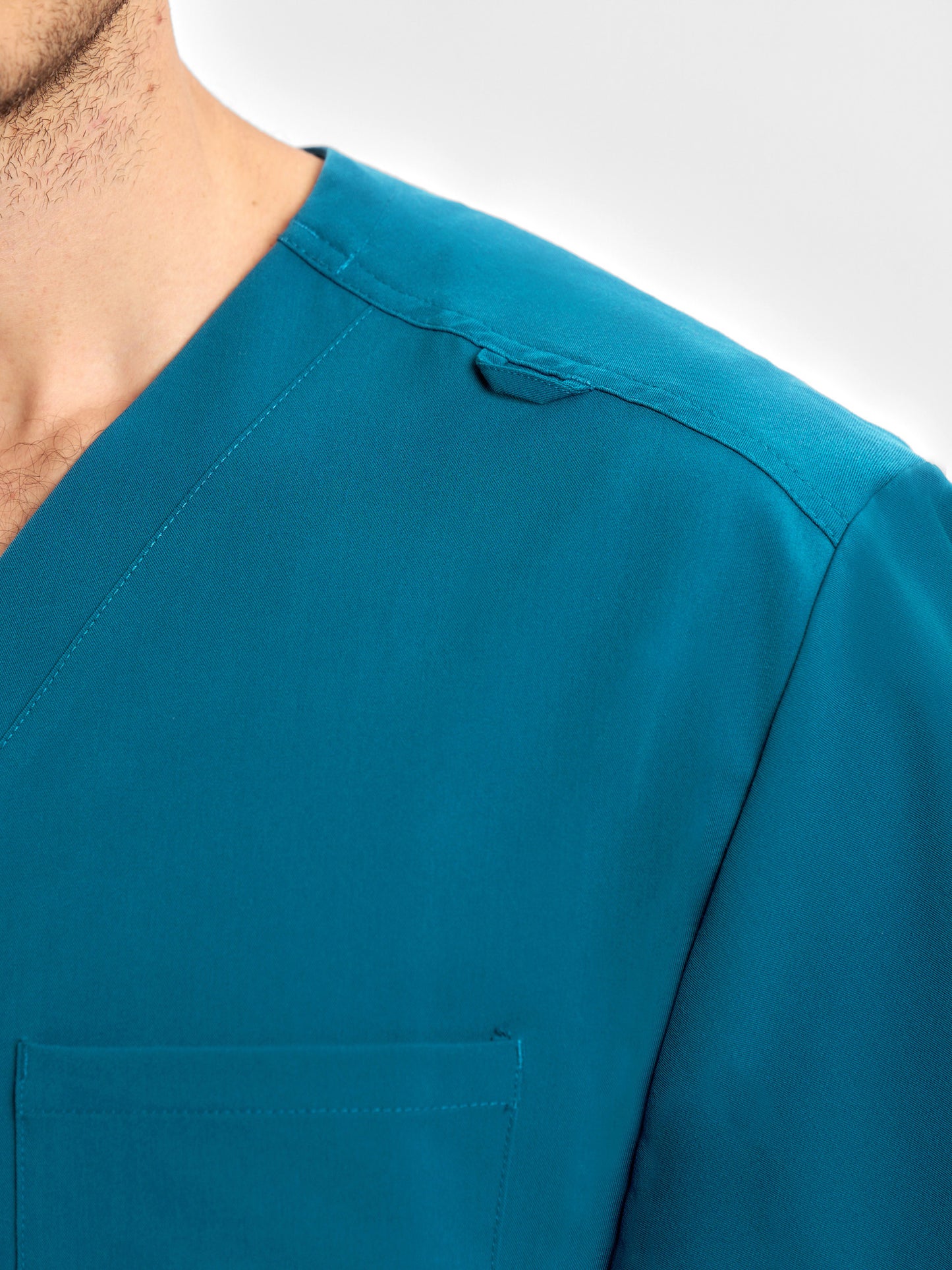 Inaura Pulse Unisex V-Neck Scrub Top
