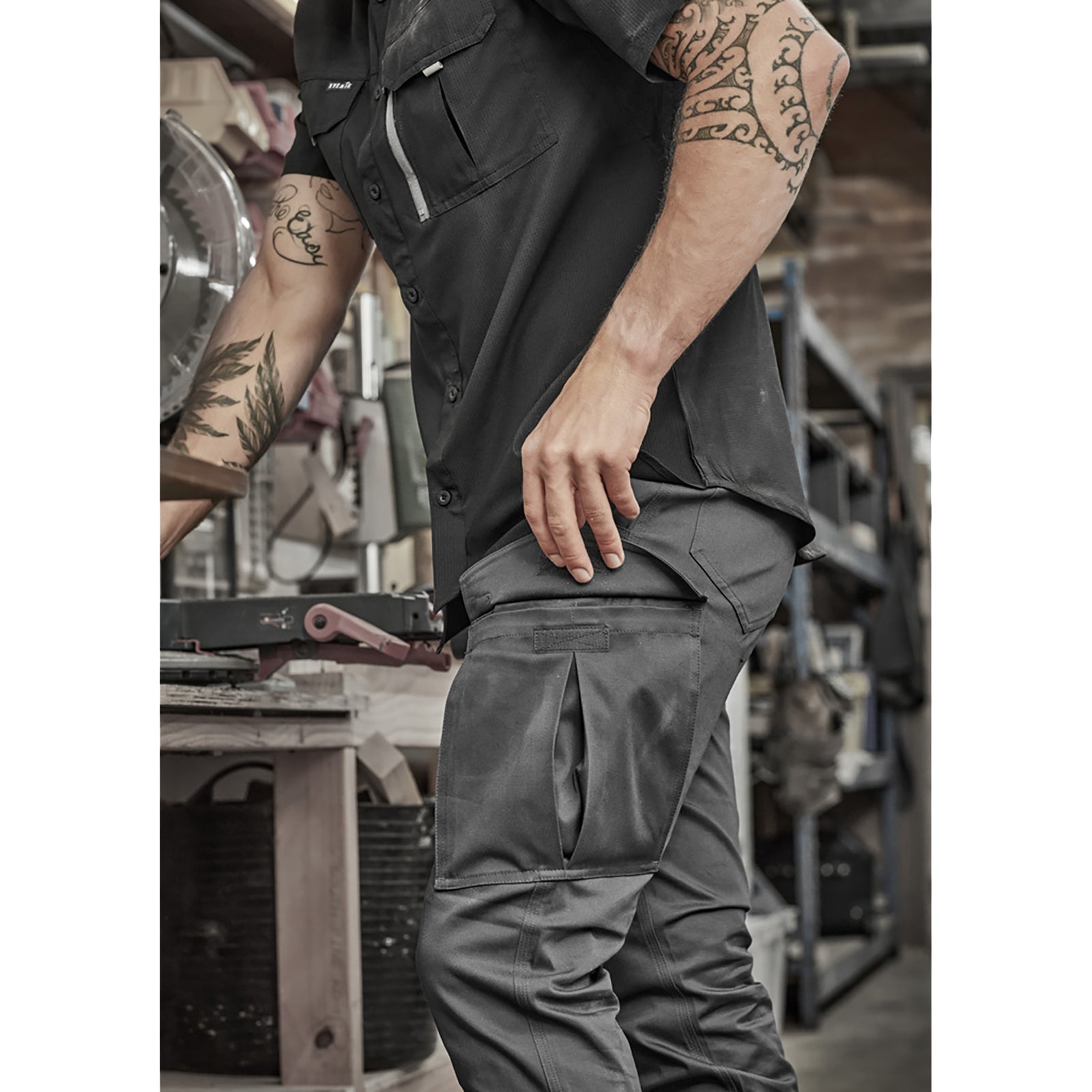 Men's Essential Stretch Cargo Pant Slim Fit 98% Cotton in Navy