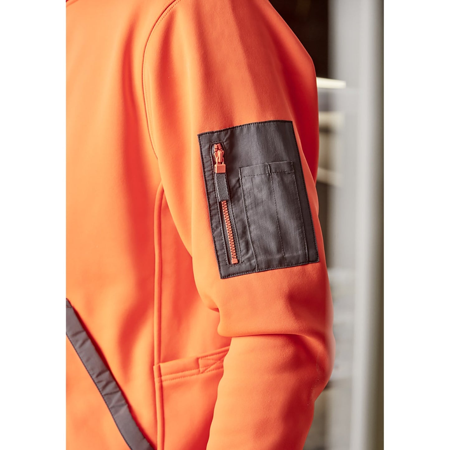 Unisex Streetworx Water Resistant Hoodie UPF 50+ – Fleece Work Hoodie - SunSafe Australia