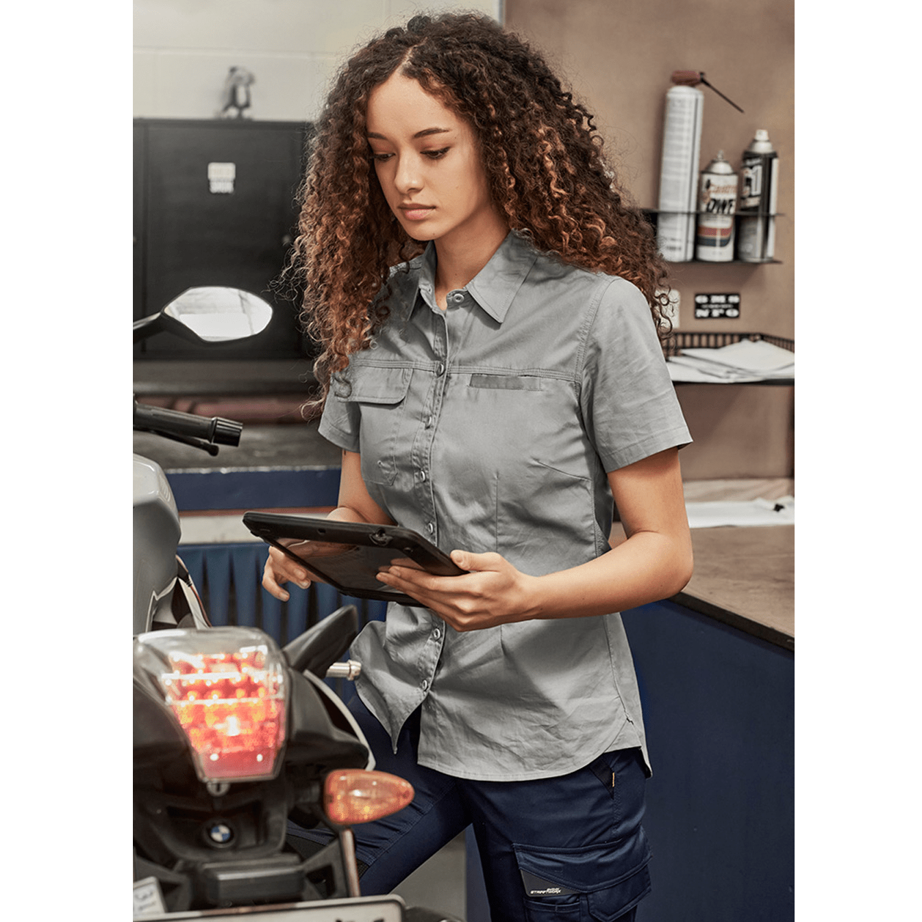 Women's Lightweight Tradie Short Sleeve Shirt - SunSafe Australia